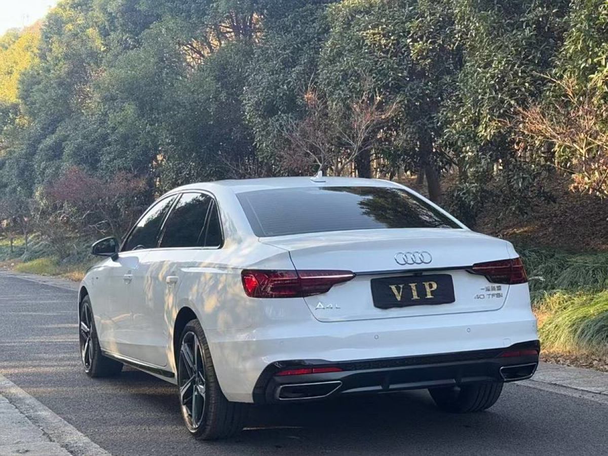 奧迪 奧迪A4L  2024款 40 TFSI 豪華動(dòng)感型圖片