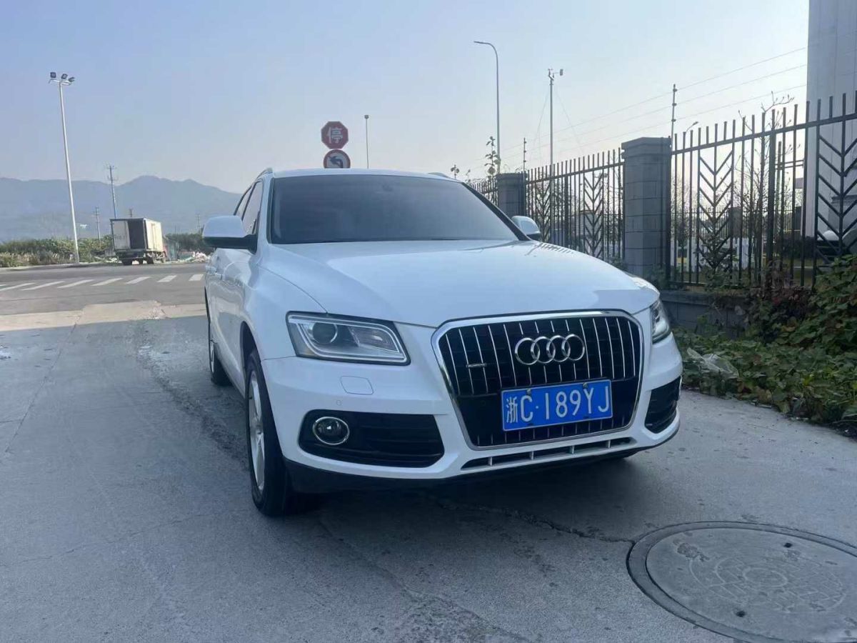 奧迪 奧迪Q5  2013款 Q5 3.0TFSI 45TFSI Quattro 運(yùn)動(dòng)型圖片