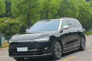 寶駿悅也Plus 寶駿 智尊版