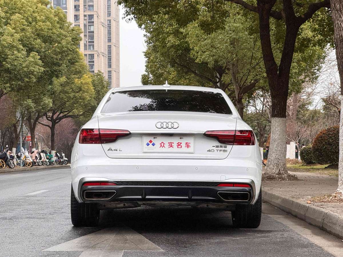 奧迪 奧迪A4L  2020款 40 TFSI 豪華動(dòng)感型圖片