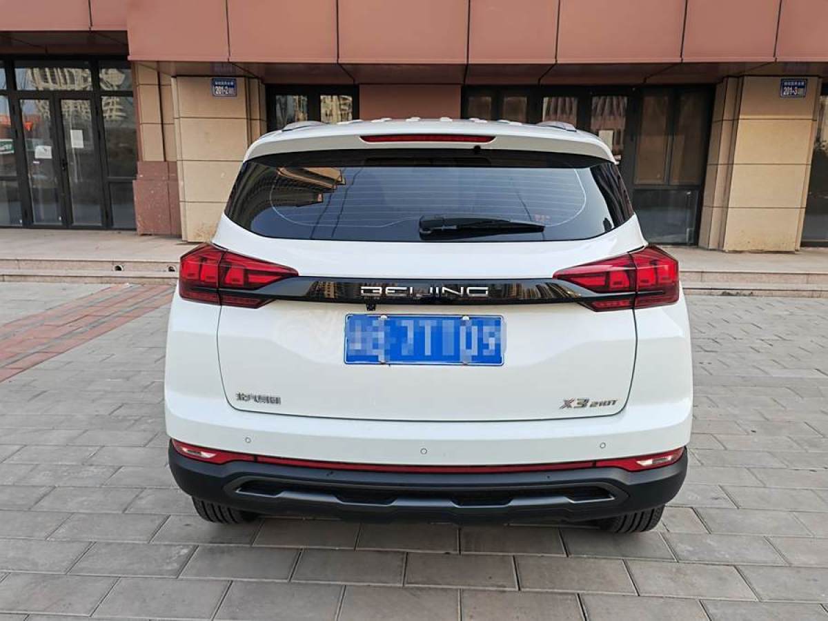 北汽紳寶 BEIJING-X3  2021款 1.5T CVT榮耀版圖片