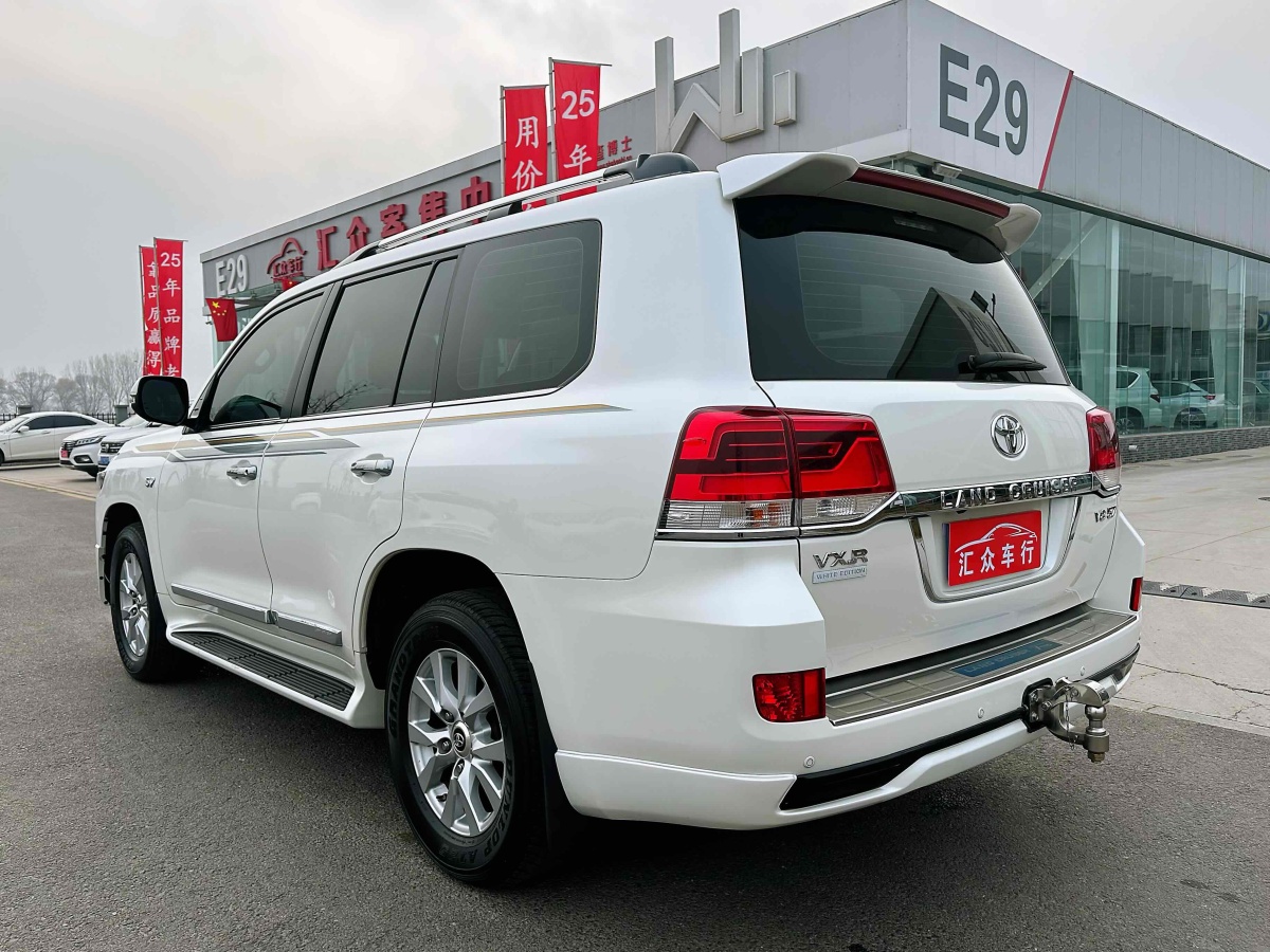 豐田 蘭德酷路澤  2018款 5.7L VX-R 12氣 底升(中東版)圖片