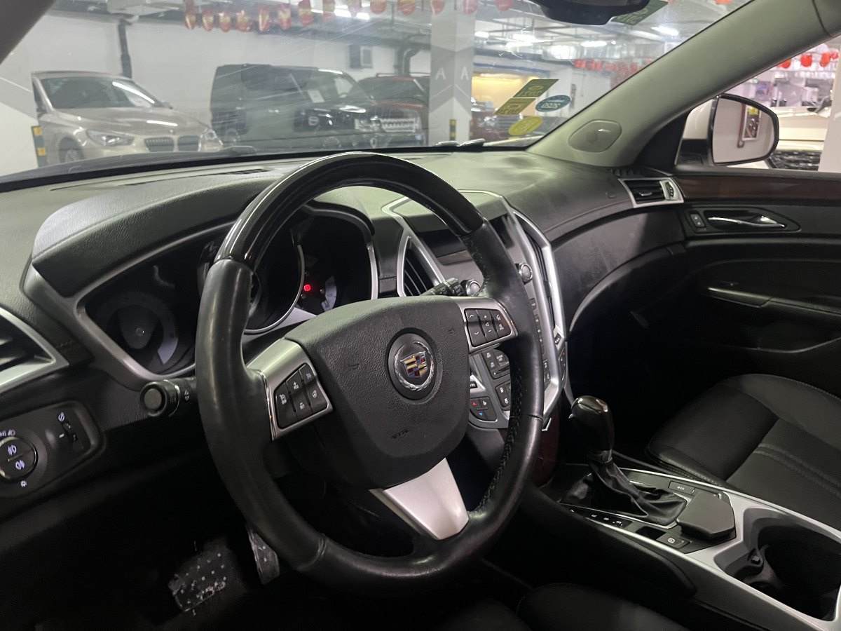 凱迪拉克 SRX  2012款 3.0L 旗艦型圖片