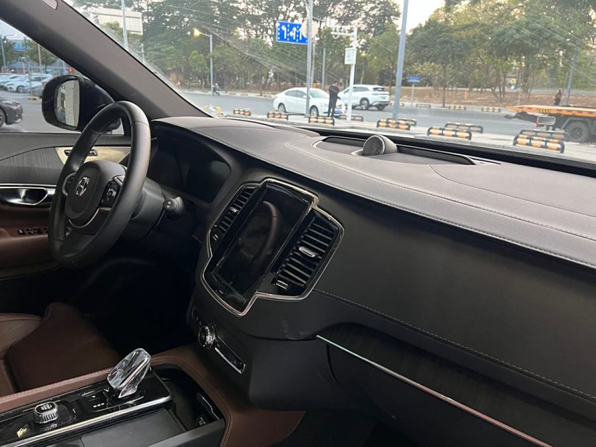 沃爾沃 XC90  2022款 B6 智雅豪華版 7座圖片