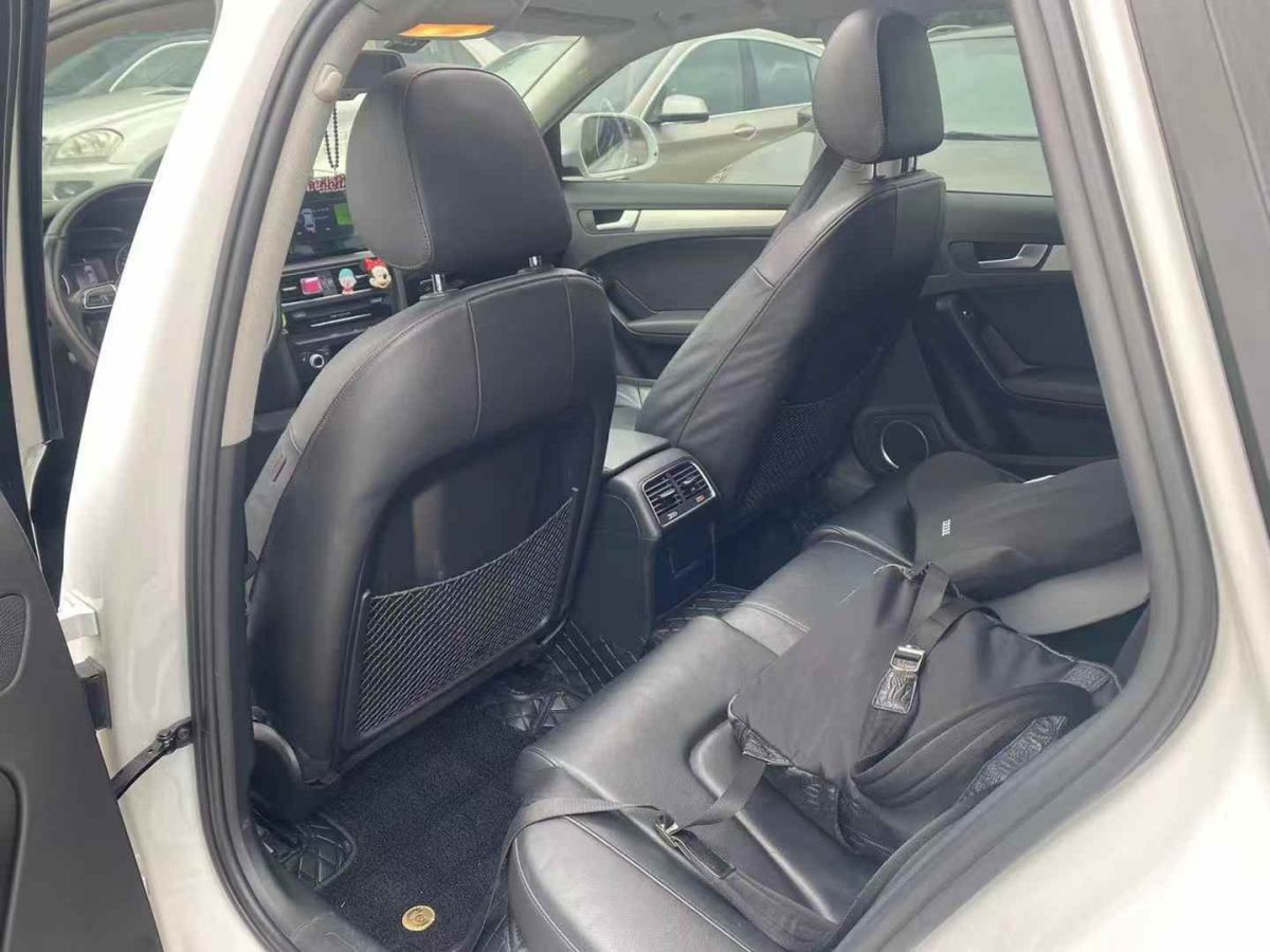 奧迪 奧迪A4L  2015款 A4L 1.8TFSI 30TFSI 舒適型圖片