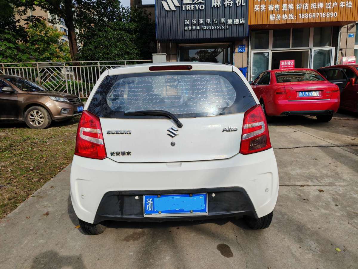 铃木 奥拓  2013款 1.0L 自动豪华型图片