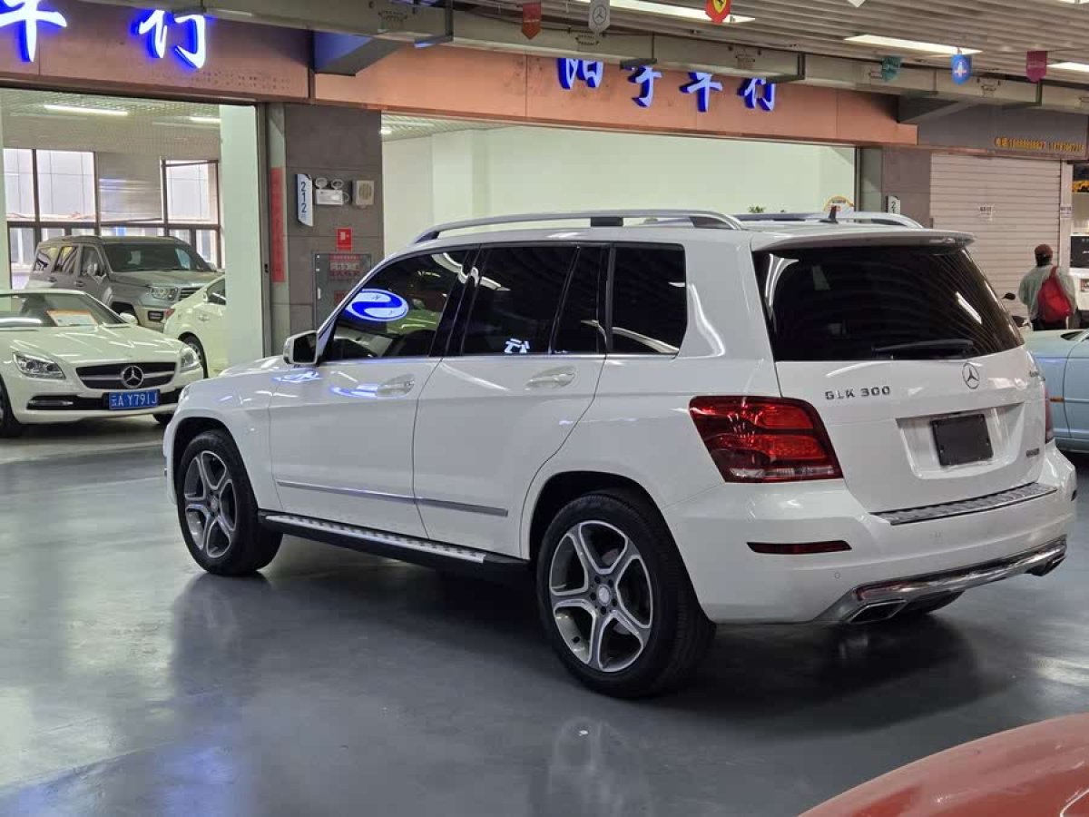 奔馳 奔馳GLK級  2013款 改款 GLK 300 4MATIC 豪華型圖片