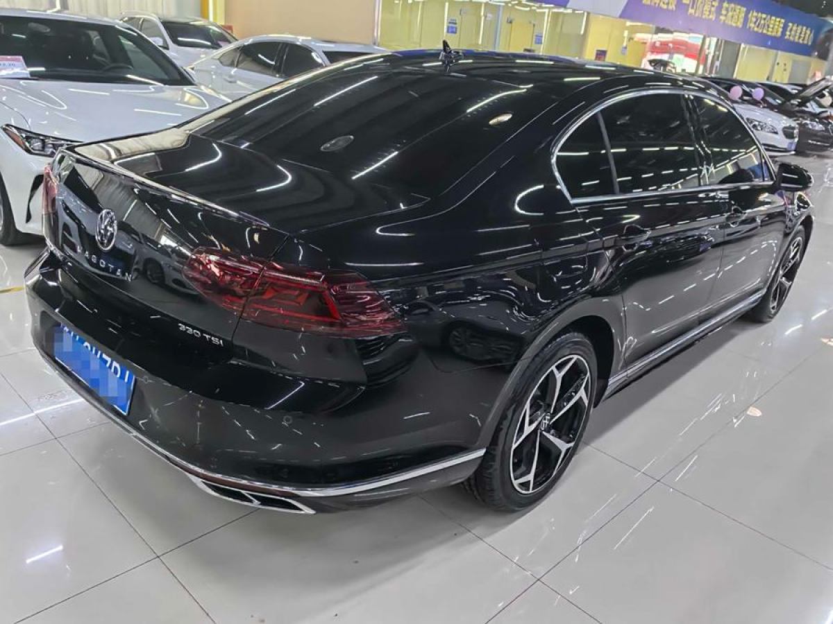 大眾 邁騰  2023款 200萬輛紀念版 330TSI DSG豪華型圖片