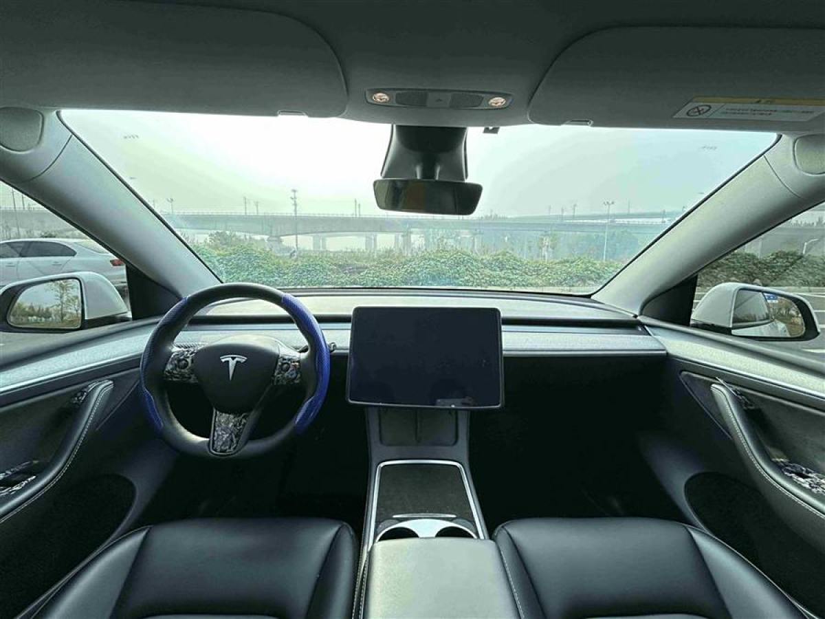 特斯拉 Model 3  2023款 煥新版 后輪驅(qū)動圖片