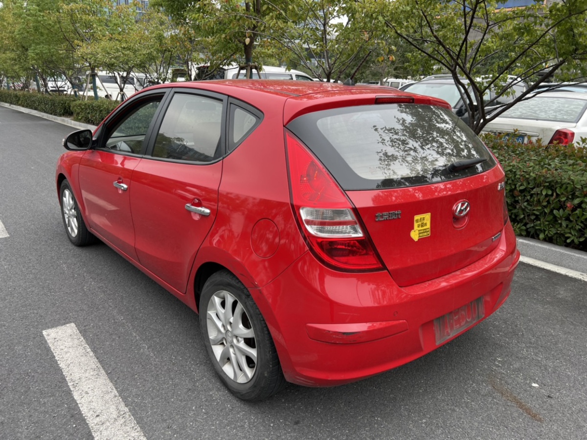 現(xiàn)代 i30  2009款 1.6L 自動豪享型圖片