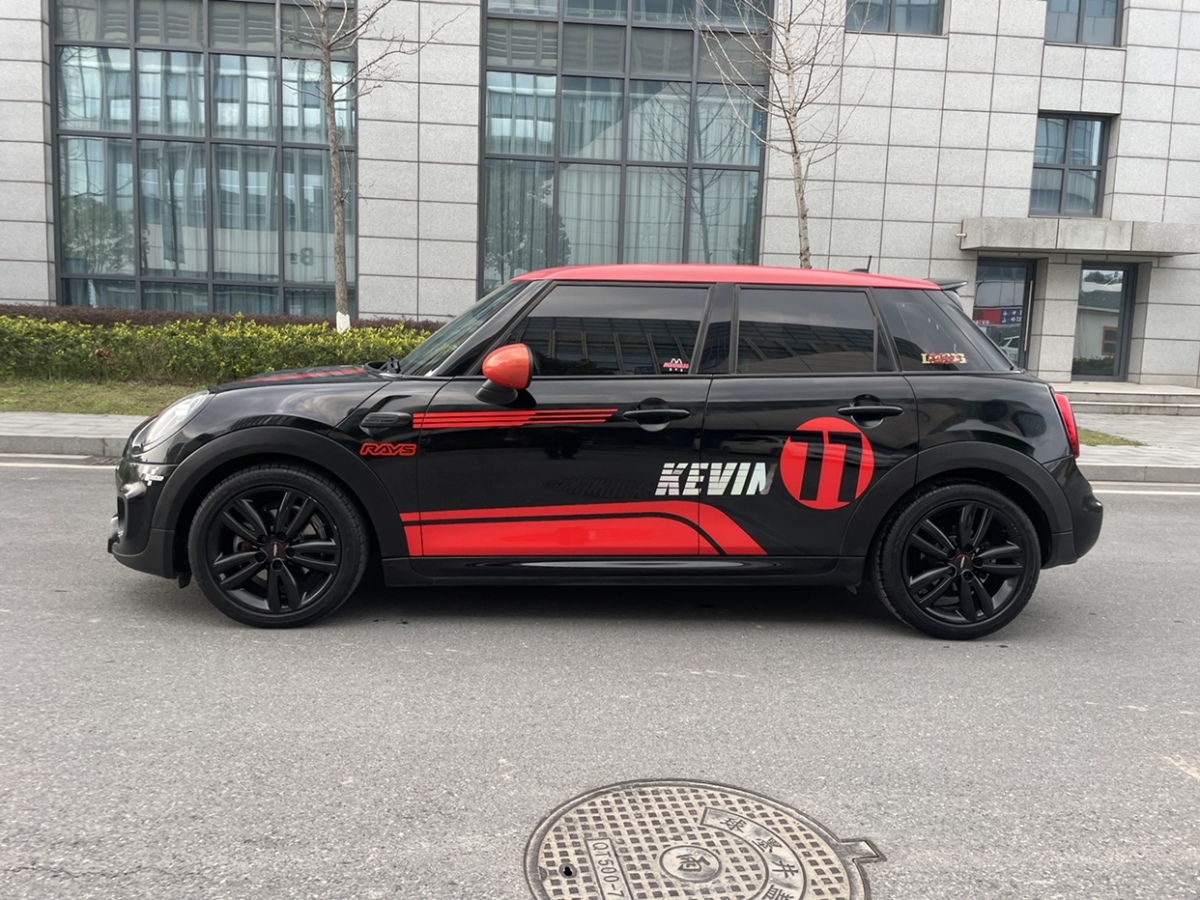 2019年5月MINI MINI  2018款 1.5T COOPER 賽車(chē)手 五門(mén)版