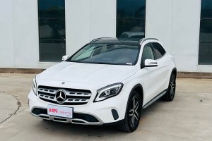 奔馳GLA 奔馳 GLA 200 時(shí)尚型