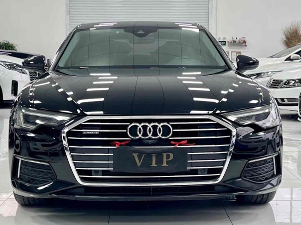 奥迪 奥迪A6L  2019款 45 TFSI quattro 臻选动感型