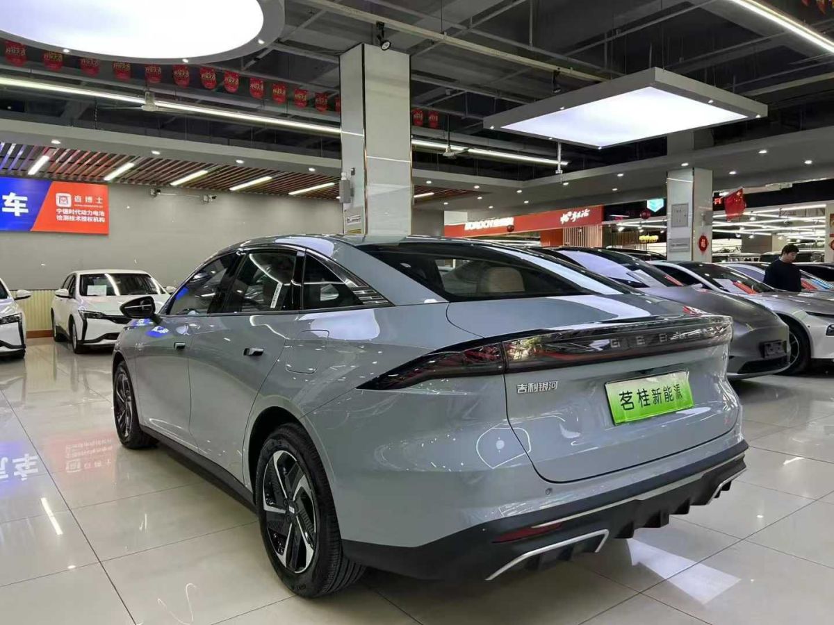 吉利 星越L智擎  2024款 1.5T 天宮版圖片