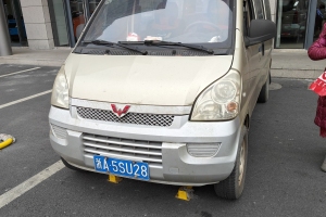 五菱之光 五菱 1.2L新版標(biāo)準(zhǔn)型II長車身LAQ