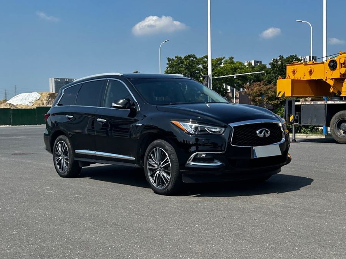 英菲尼迪 QX60  2020款 2.5 S/C Hybrid 兩驅(qū)卓越版 國VI圖片