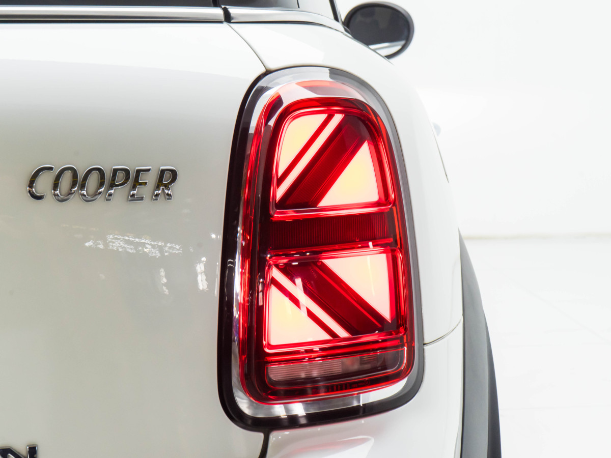 MINI COUNTRYMAN  2023款 改款 1.5T COOPER 鑒賞家圖片