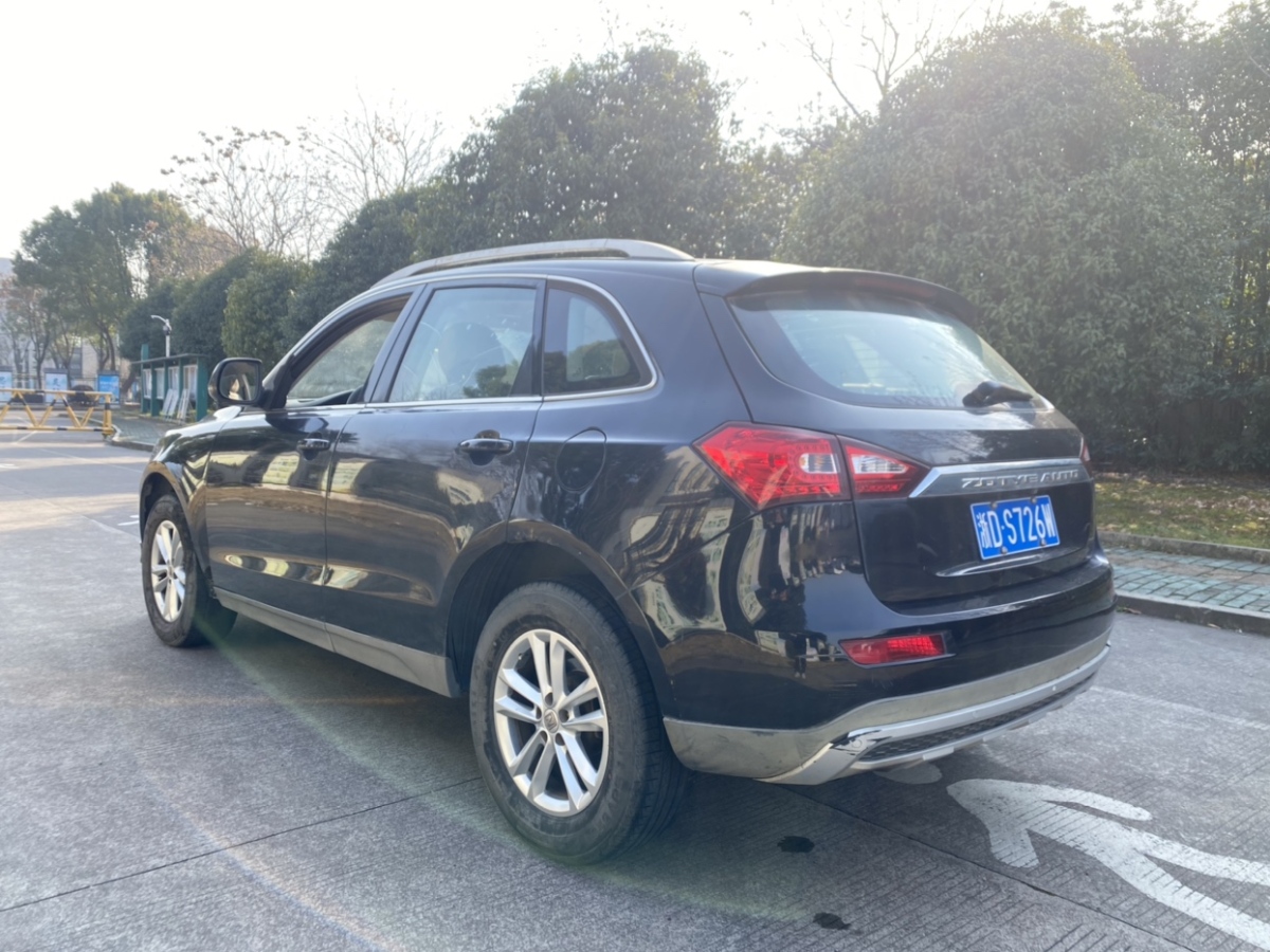 眾泰 T600  2014款 1.5T 手動(dòng)精英型圖片