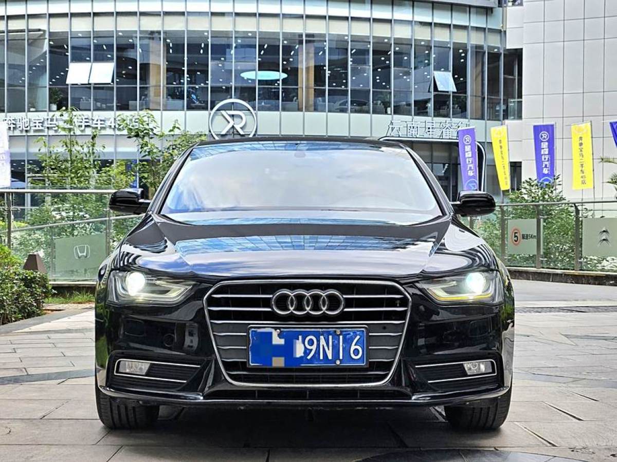 2013年2月奧迪 奧迪A4L  2013款 35 TFSI 自動舒適型