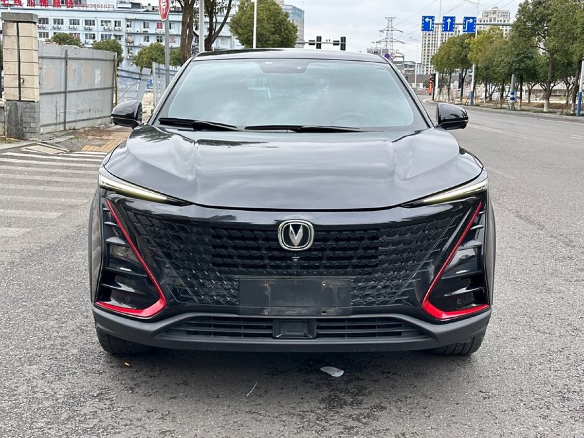 長(zhǎng)安 UNI-T  2020款 1.5T 尊貴型圖片