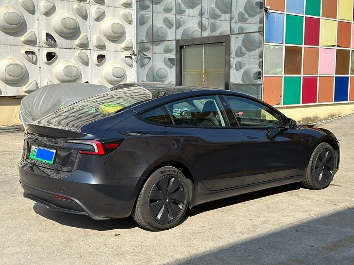 特斯拉 Model Y  2023款 后輪驅(qū)動版圖片