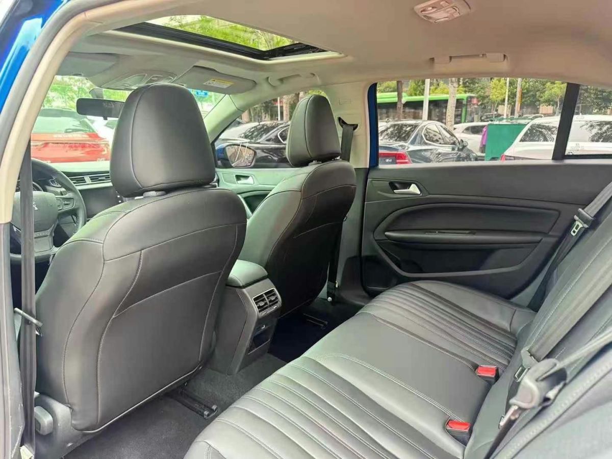 標(biāo)致 308  2019款 1.6L 自動豪華版圖片