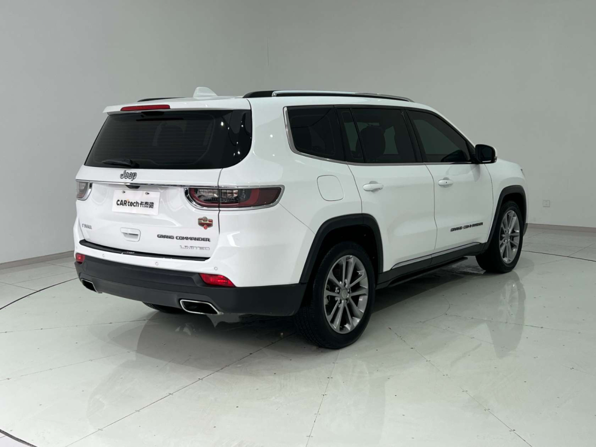 Jeep 大指揮官  2018款 2.0T 兩驅(qū)進(jìn)享版 國VI圖片