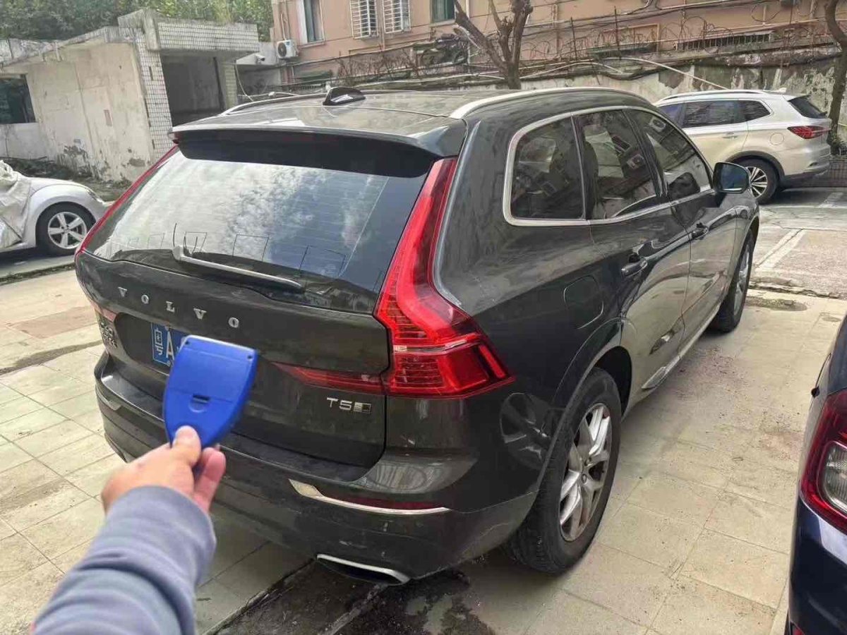 沃爾沃 XC60  2020款 T5 四驅智逸豪華版圖片