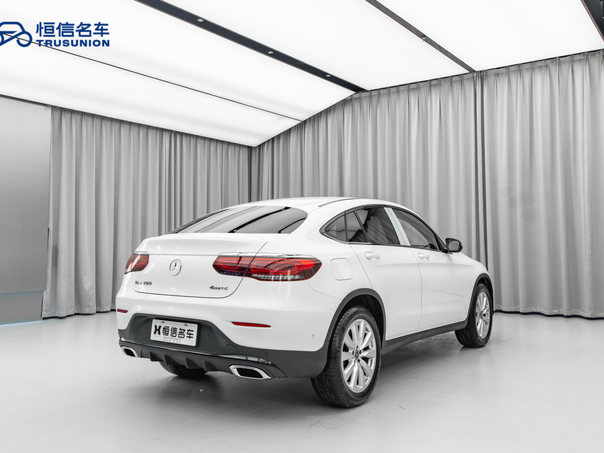 奔馳 奔馳GLC  2022款 改款 GLC 260 4MATIC 轎跑SUV圖片