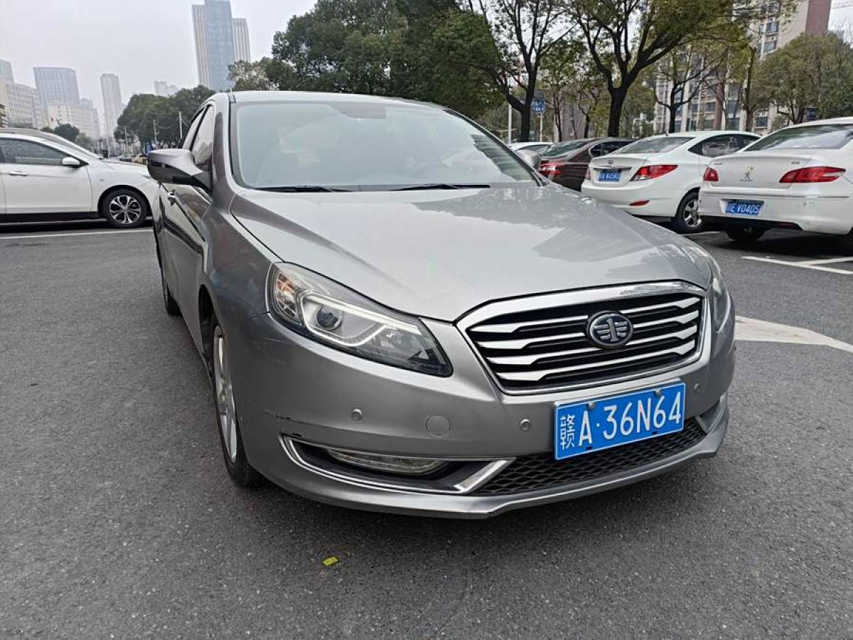 奔騰 B70  2014款 2.0L 自動豪華型圖片