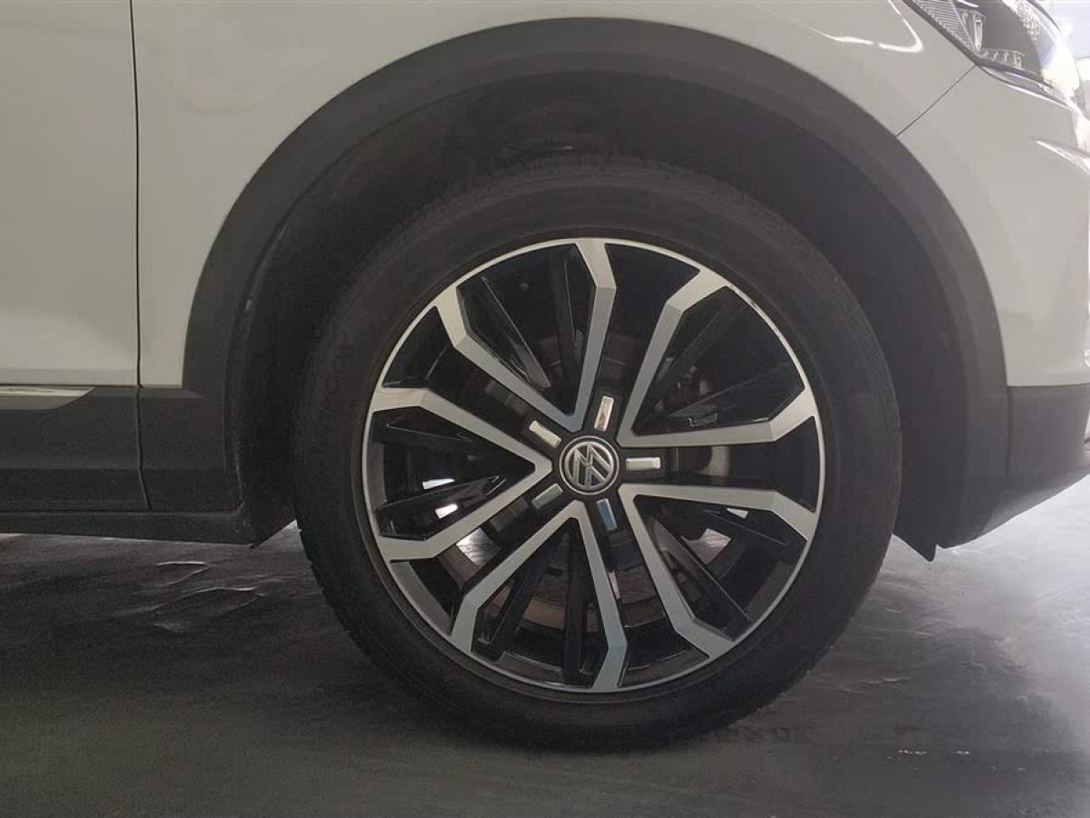 大眾 T-ROC探歌  2019款 280TSI DSG四驅(qū)舒適型 國(guó)VI圖片
