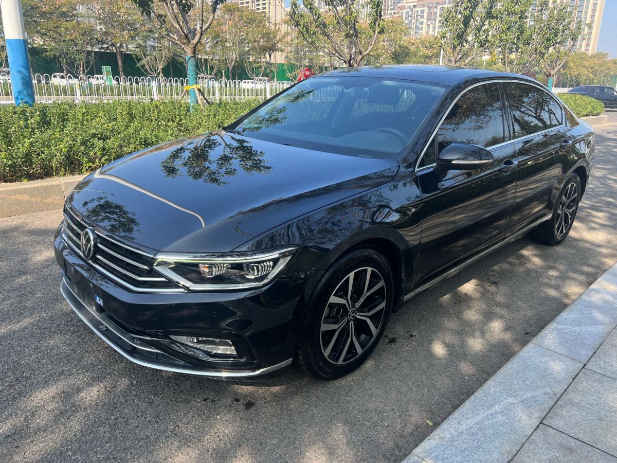 大眾 邁騰  2020款 330TSI DSG 領(lǐng)先型圖片