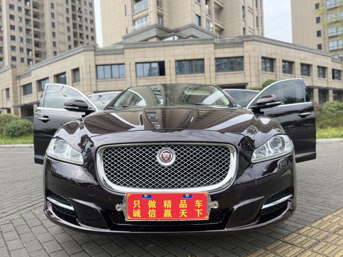 2014年10月捷豹 XJ  2014款 XJL 2.0T 兩驅(qū)典雅商務(wù)版