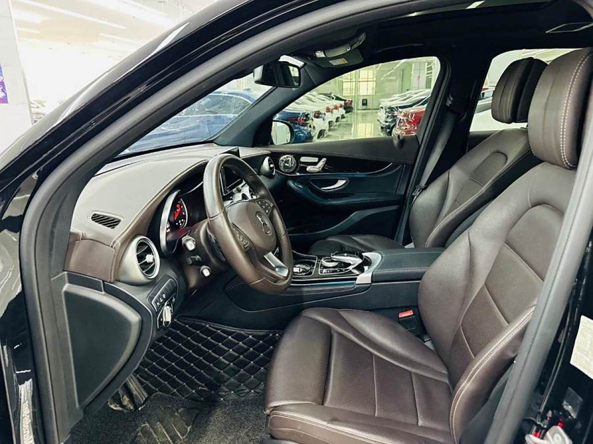 2019年9月奔馳 奔馳GLC  2019款 GLC 260 L 4MATIC 動(dòng)感型