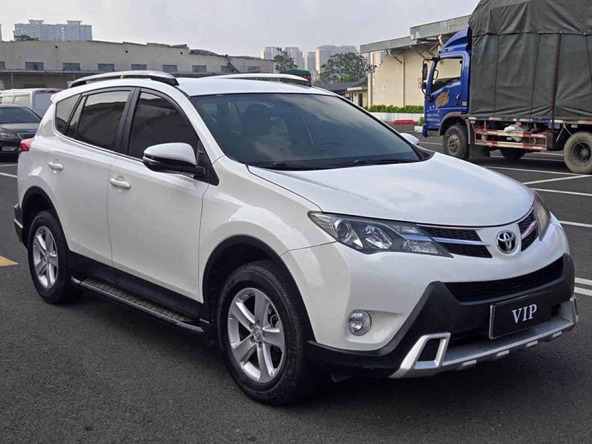 豐田 RAV4榮放  2013款 2.0L CVT兩驅(qū)都市版圖片