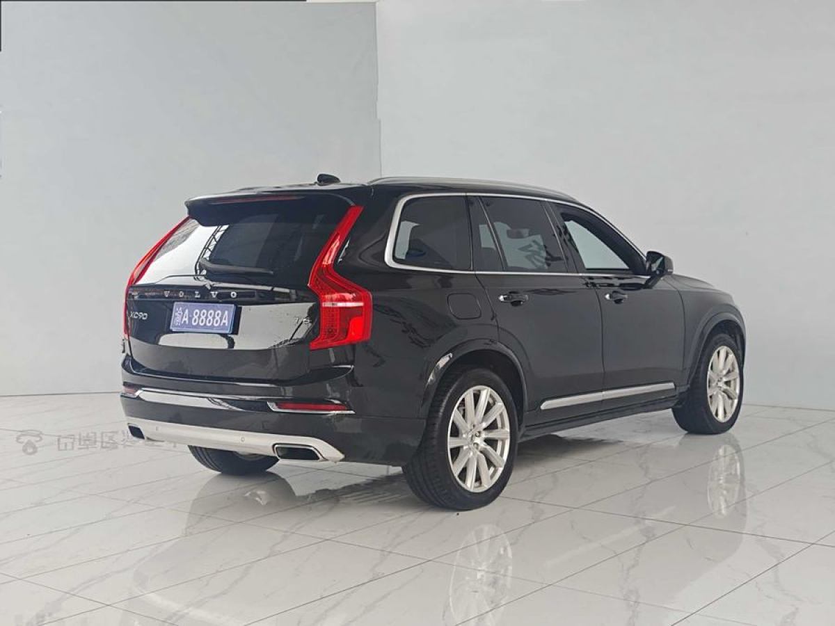 沃爾沃 XC90  2019款  T6 智逸版 7座 國(guó)VI圖片