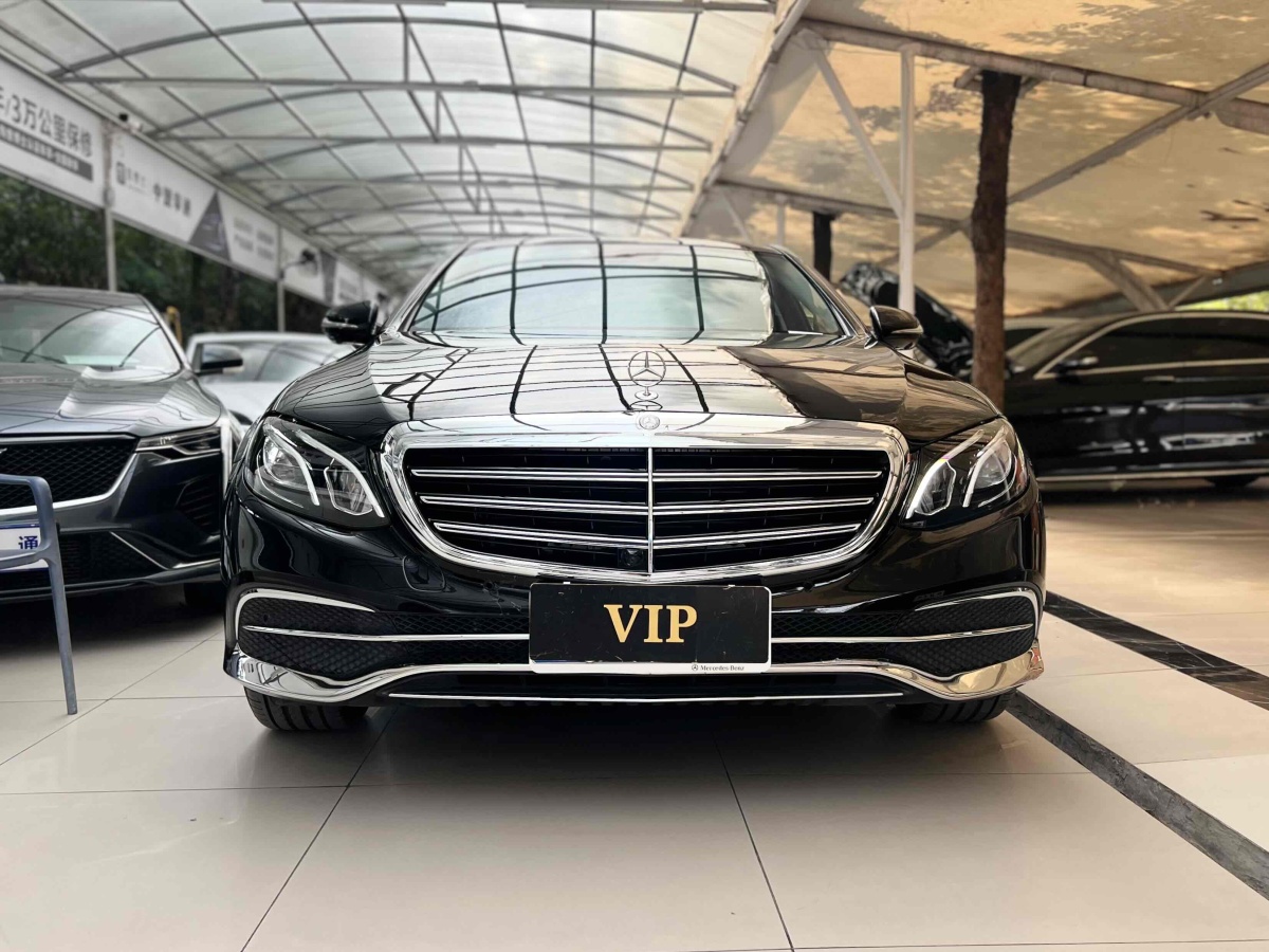 奔馳 奔馳E級  2019款 改款 E 300 L 豪華型圖片