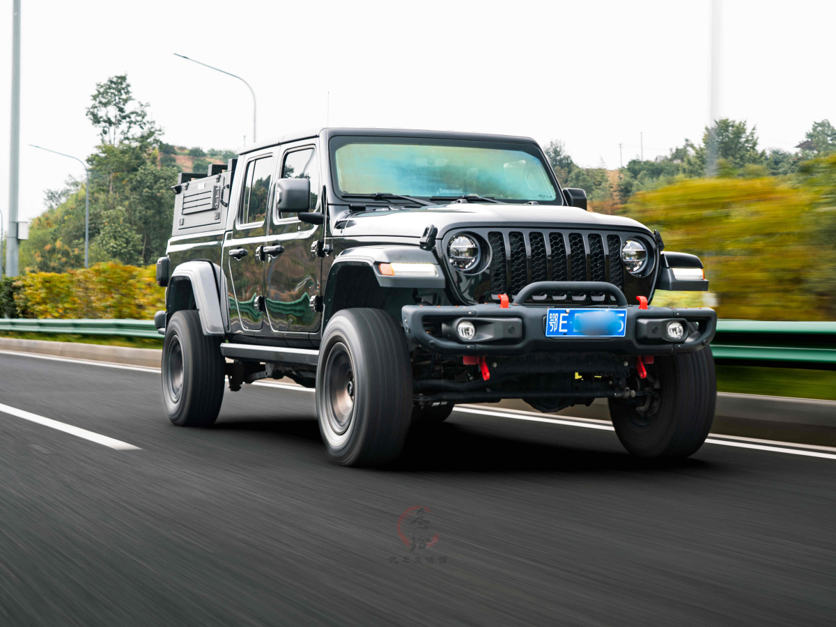 Jeep 角斗士  2022款 3.6L 先行版圖片