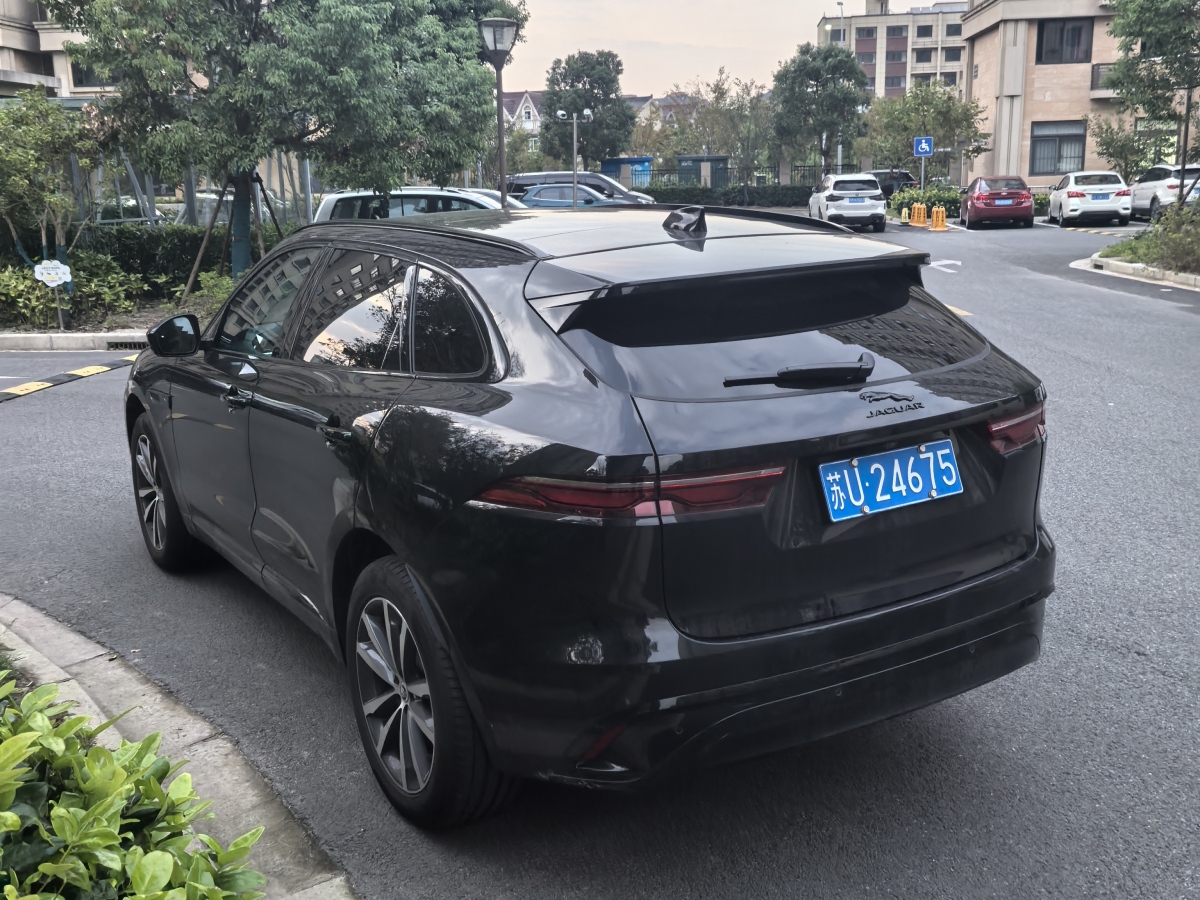 2024年4月捷豹 F-PACE  2024款 P250 R-Dynamic SE