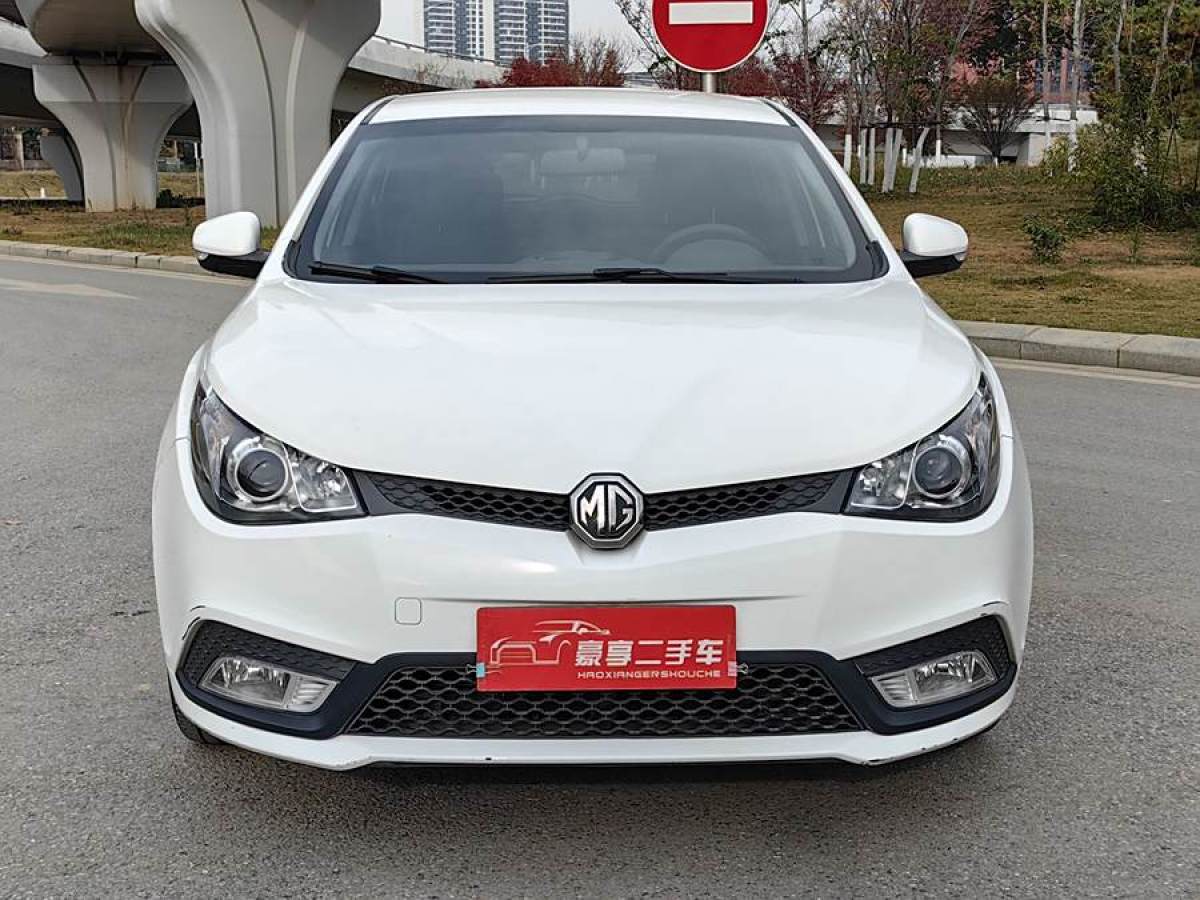 名爵 名爵5  2012款 MG5 1.5L 精英版圖片