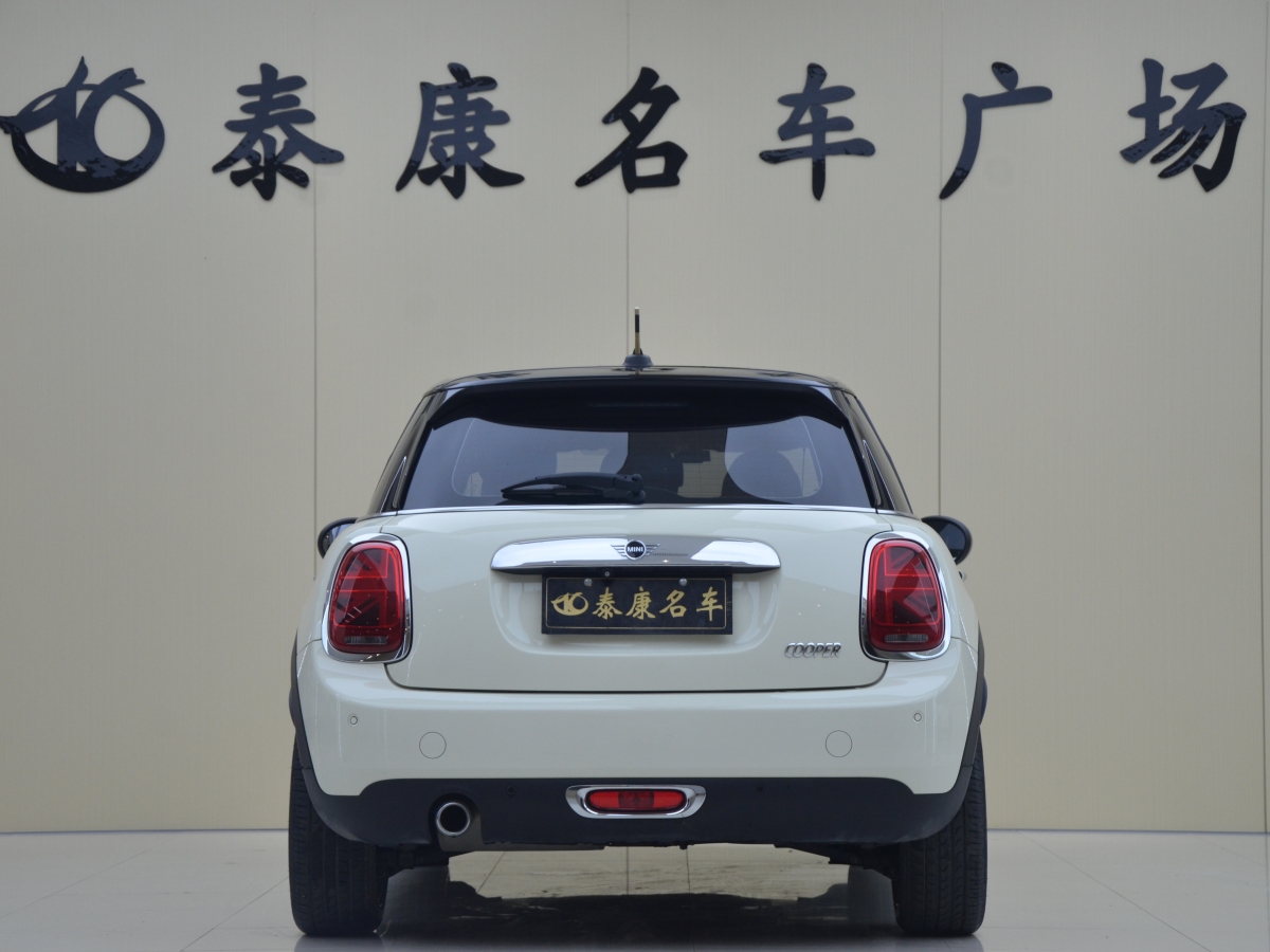 MINI MINI  2019款 1.5T COOPER 藝術(shù)家圖片