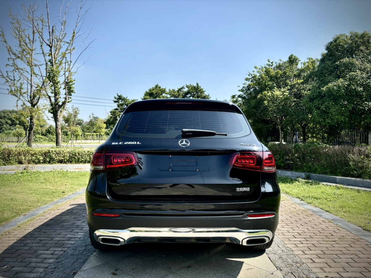 奔馳 奔馳GLC  2023款 GLC 260 L 4MATIC 動(dòng)感型 7座圖片