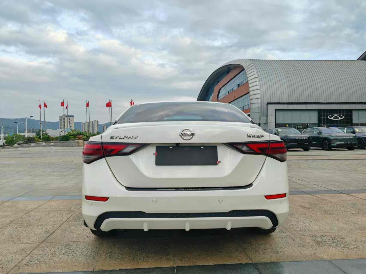 日產(chǎn) 軒逸  2021款 1.6L XL CVT悅享版圖片