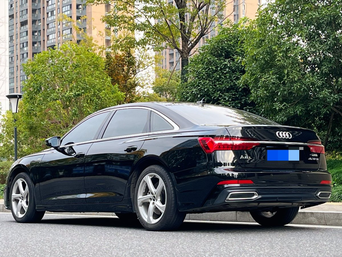 奧迪 奧迪A6L  2022款 45 TFSI 臻選動感型圖片