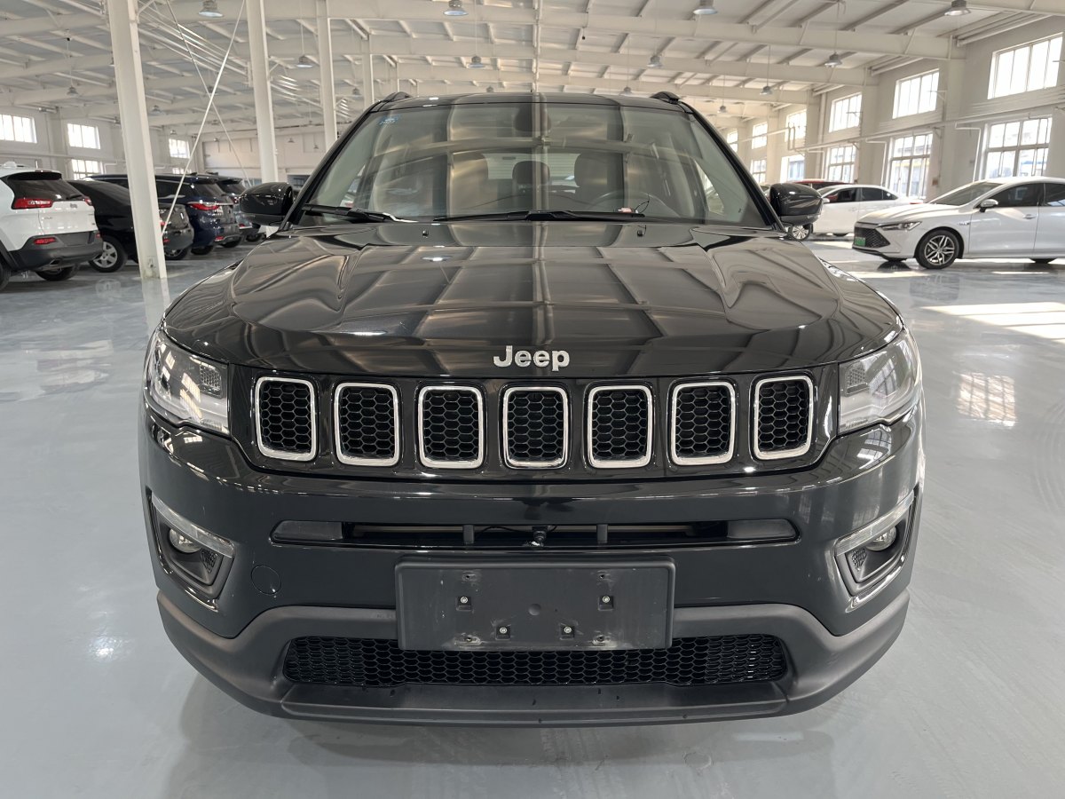 Jeep 指南者  2020款 220T 自動(dòng)精英版圖片