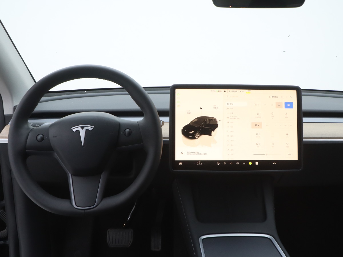 2022年2月特斯拉 Model Y  2022款 改款 后輪驅(qū)動版