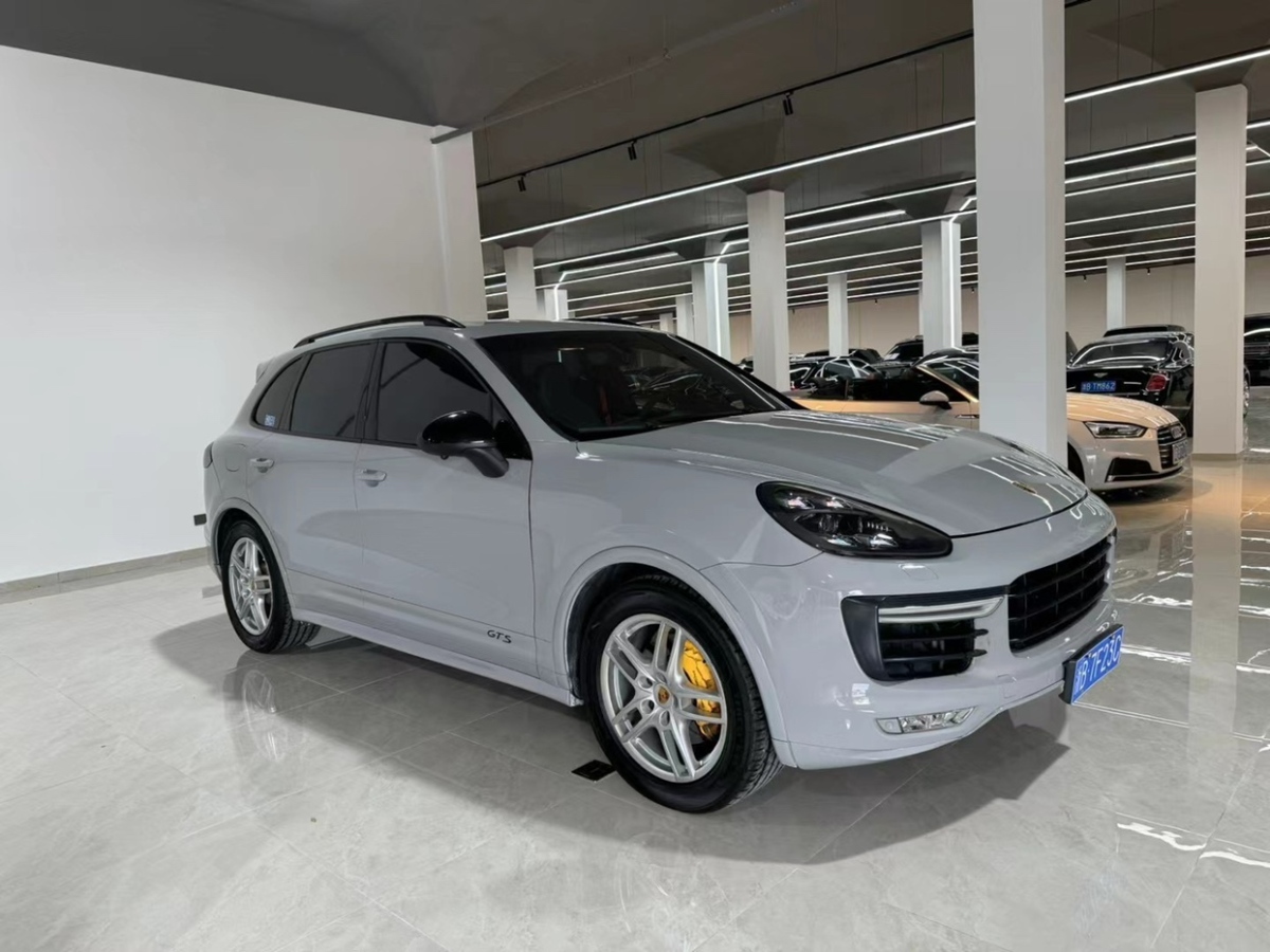 保時(shí)捷 Cayenne  2012款 Cayenne GTS 4.8L圖片