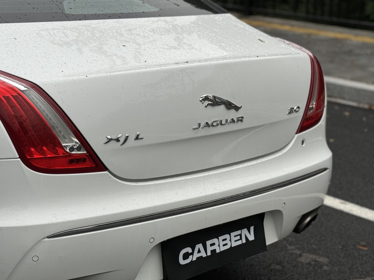 捷豹 XJ  2014款 XJL 3.0 SC 兩驅(qū)全景商務(wù)版圖片