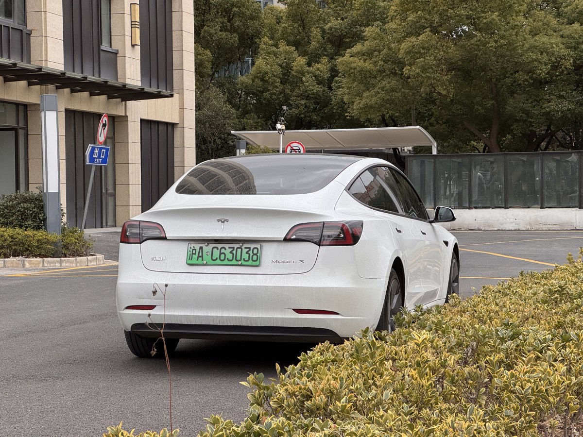 特斯拉 Model Y  2022款 改款 后輪驅(qū)動(dòng)版圖片