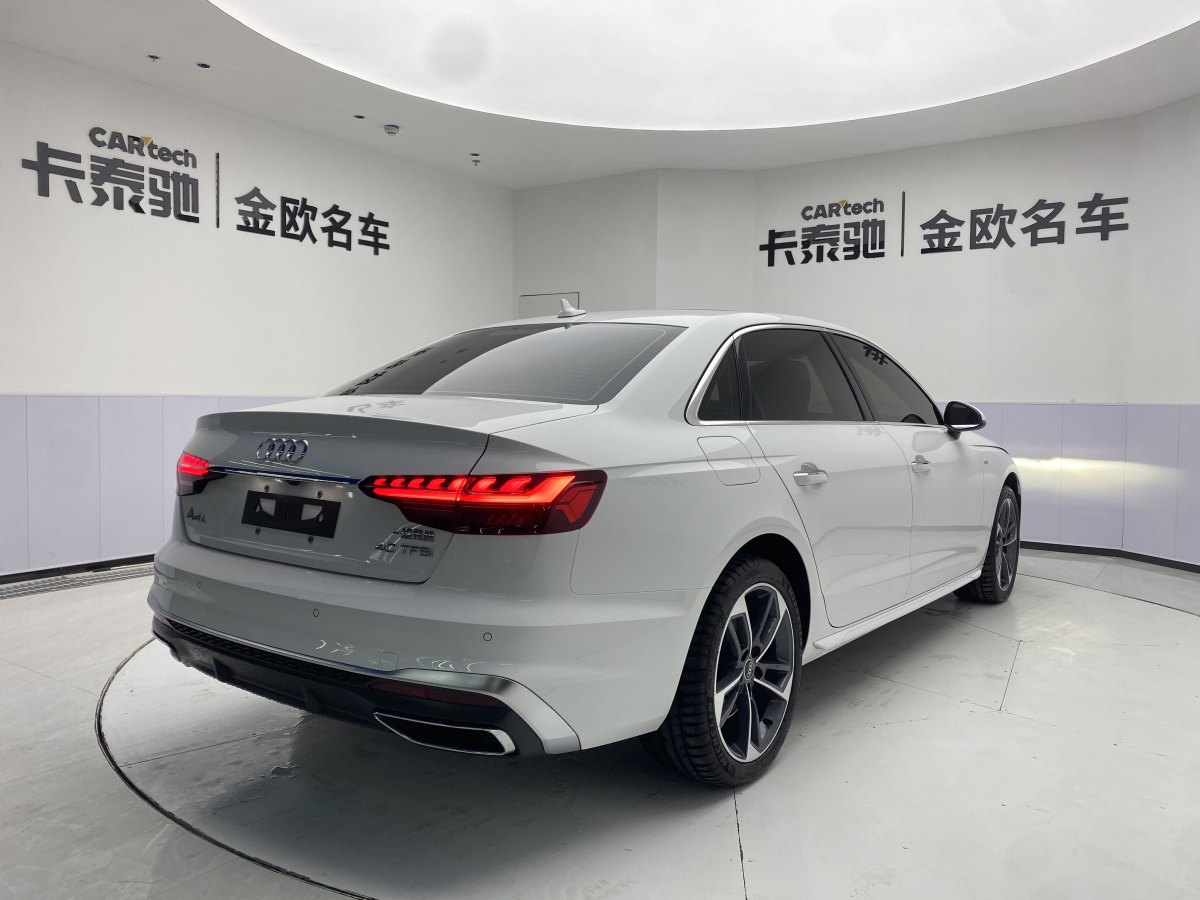 奧迪 奧迪A4L  2022款 40 TFSI 時尚動感型圖片